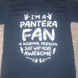 Small nwot Pantera tee